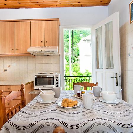 The Grapevine Rooms Poros  Exterior foto